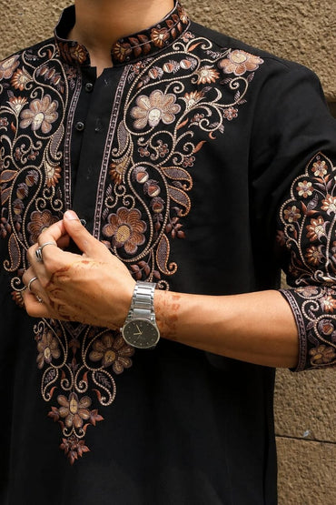 Men's Black Kurta Set with V-Neck Thread Work Embroidery